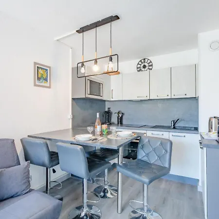 Studio Royal Marine-6 By Interhome * Frejus